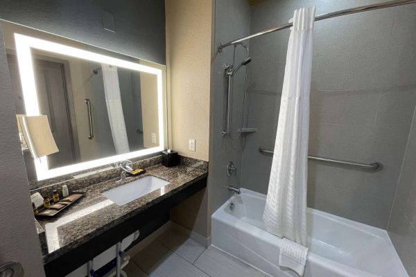 Hotel BEST WESTERN PLUS LAKE JACKSON (Lake Jackson)